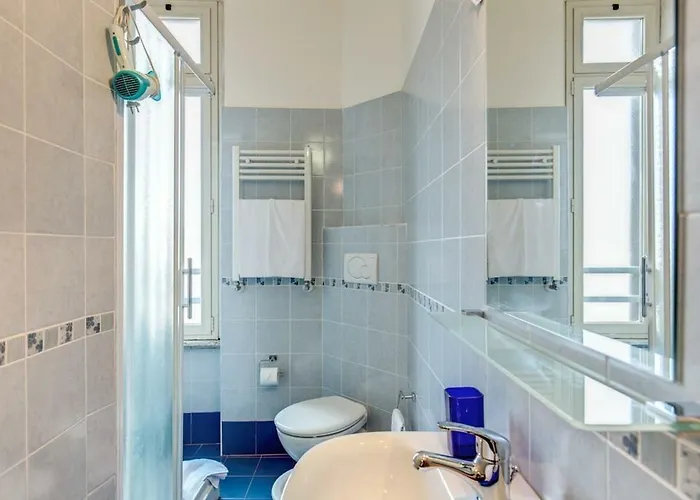 Πανσιόν Bon Ton Design By Dot