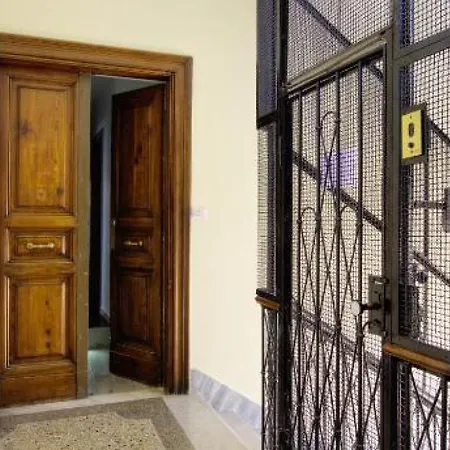 Guest house Bon Ton By Dot Rome