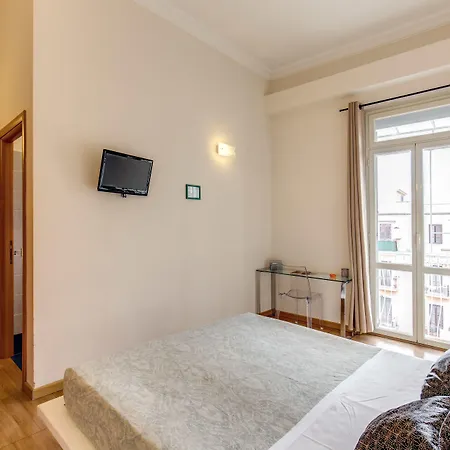 Πανσιόν Bon Ton Design By Dot 3*